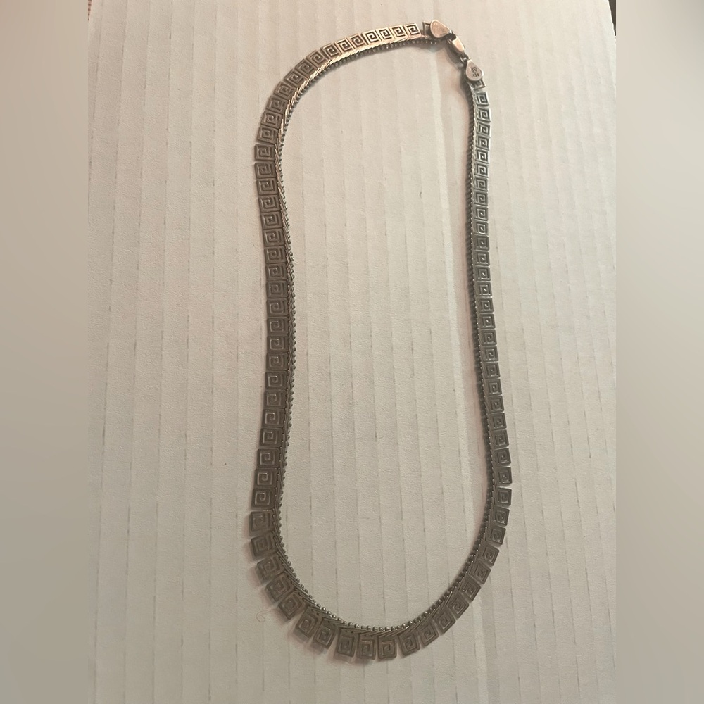 Elegant SA .925 Silver Necklace